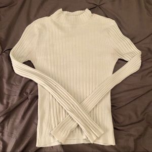 White ribbed mock neck shirt
